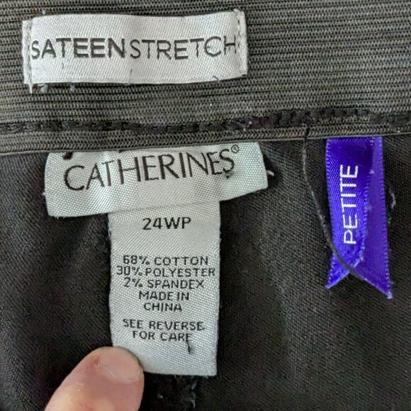 CATHERINES Black Denim Sateen Stretch High Rise Crop Jeans; Size 24WP - Picture 3 of 3